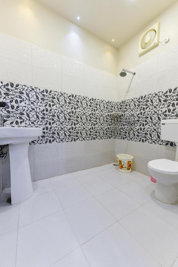Hn Palace Homestay Agra  Eksteriør billede