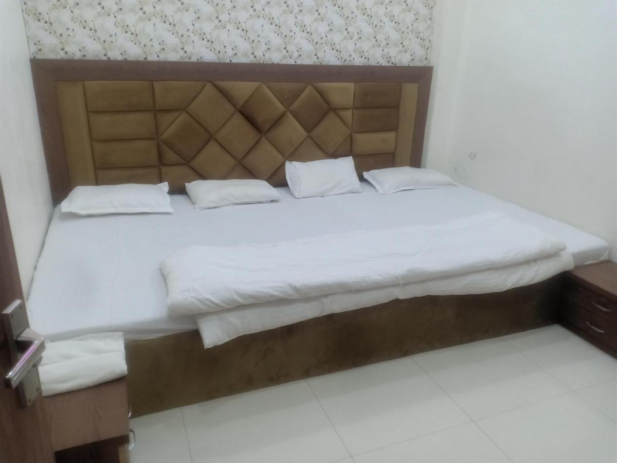 Hn Palace Homestay Agra  Værelse billede