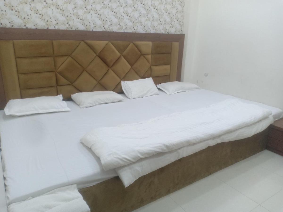 Hn Palace Homestay Agra  Værelse billede